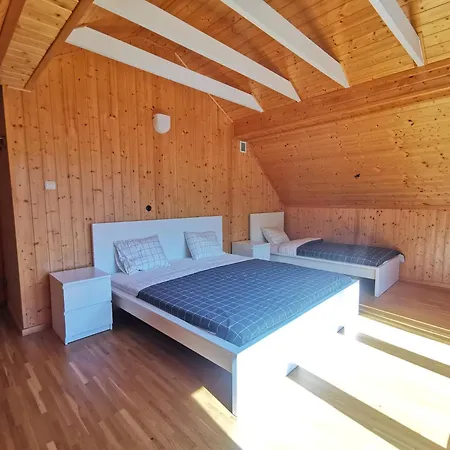 Lesne Wspomnienia Ferienhaus *
